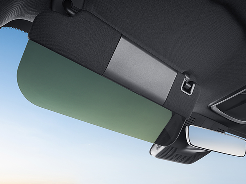 Smart Sun Visor + Integrated Dashcam
